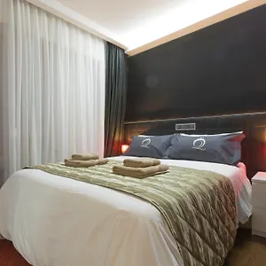 The Queen Luxury - Medici , Luxemburg Luxemburg